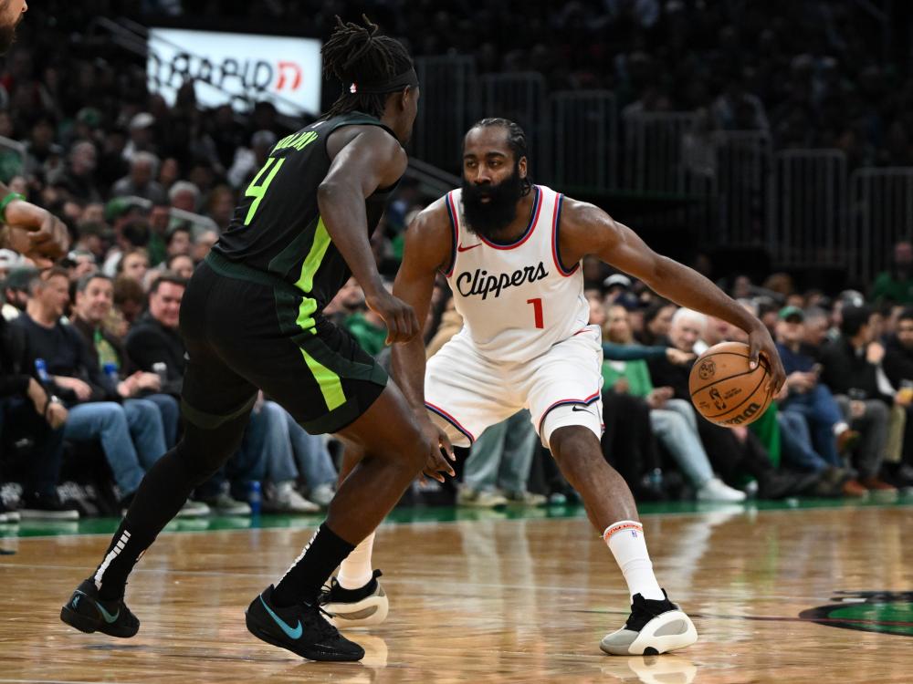 击败了哈萨 击败了哈萨