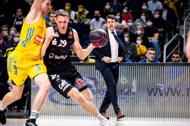 与关键词布 与关键词布